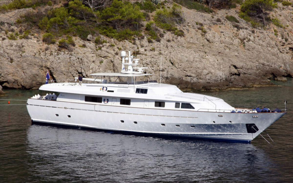 motor yacht JUNESTAR