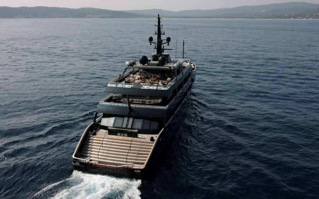 Giorgio Armani Yacht