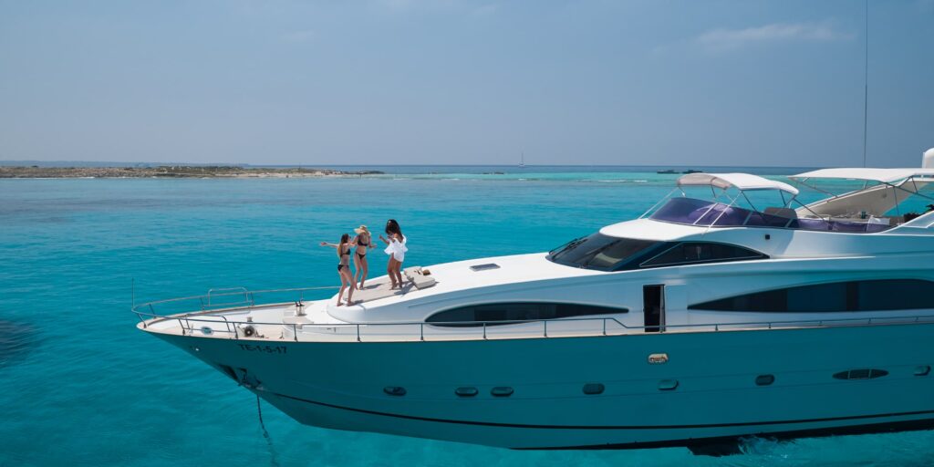 Yacht charter